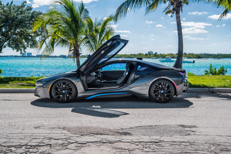 Miami Car Photoshoot Locations: Capture That Perfect Angle with Style & Sun